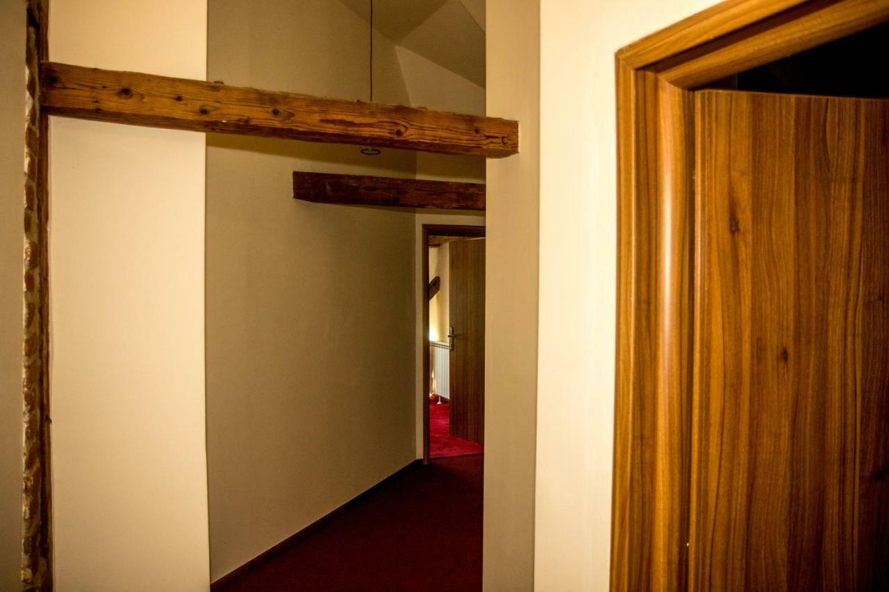 Antique Aparthotel 阿尔巴·尤利亚· 外观 照片
